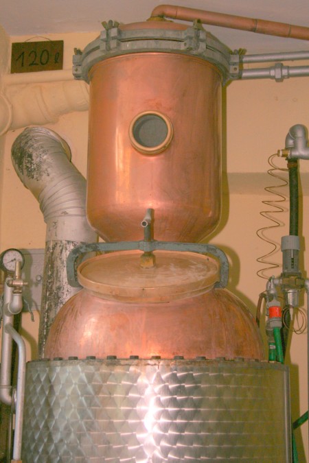 Hausbrennerei
